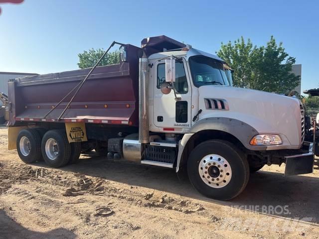 Mack GU813 Tippbil