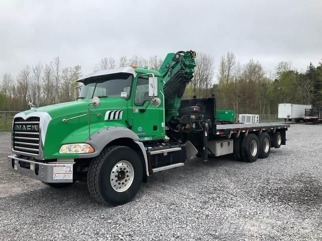 Mack GU813 Andre lastebiler
