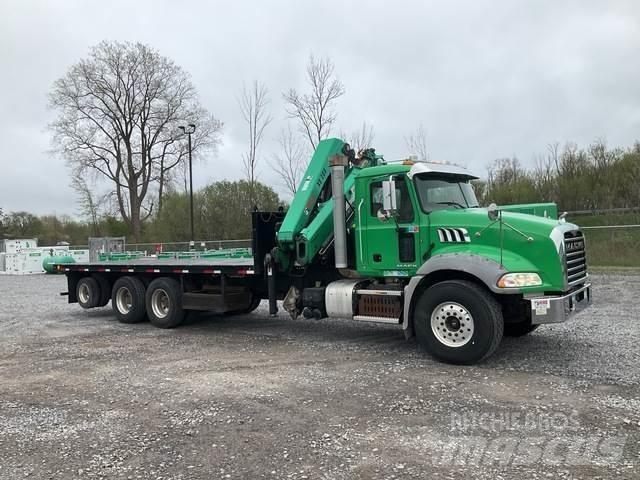 Mack GU813 Andre lastebiler