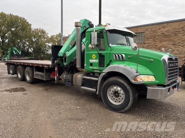 Mack GU813 Andre lastebiler