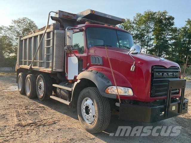 Mack GU813 Tippbil