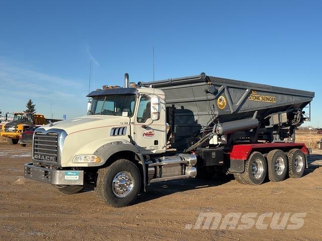 Mack GU814 Sementstein maskiner