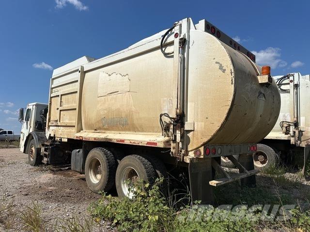 Mack LEU613 Renovasjonsbil