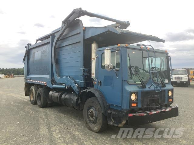 Mack MR688S Renovasjonsbil