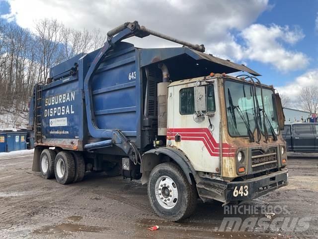 Mack MRU613 Renovasjonsbil