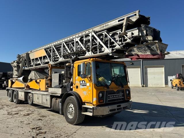 Mack MRU613 Betongpumpe biler