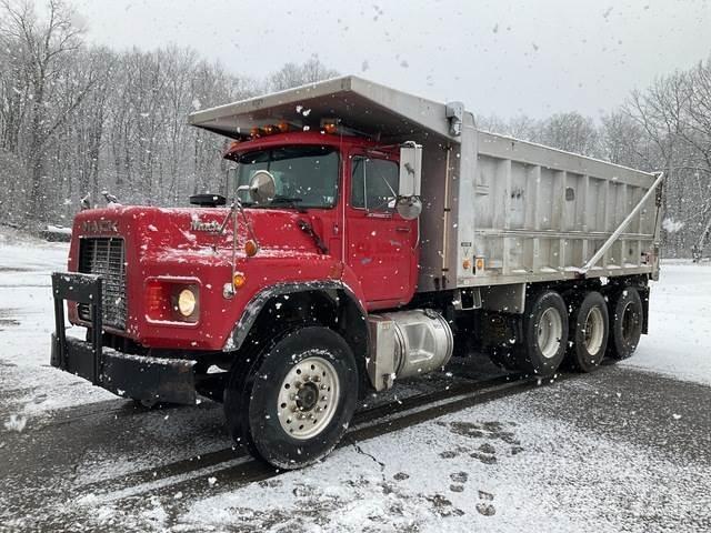 Mack RB688S Tippbil