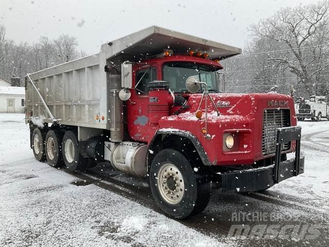 Mack RB688S Tippbil