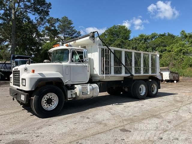 Mack RD600 Tippbil