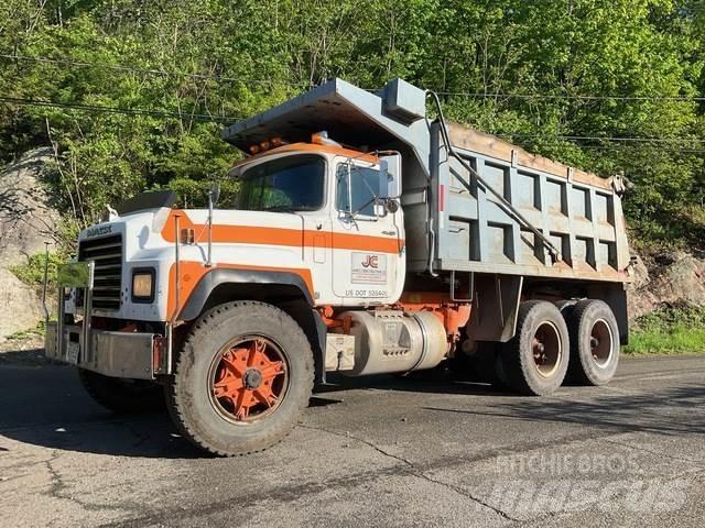 Mack RD686SX Tippbil