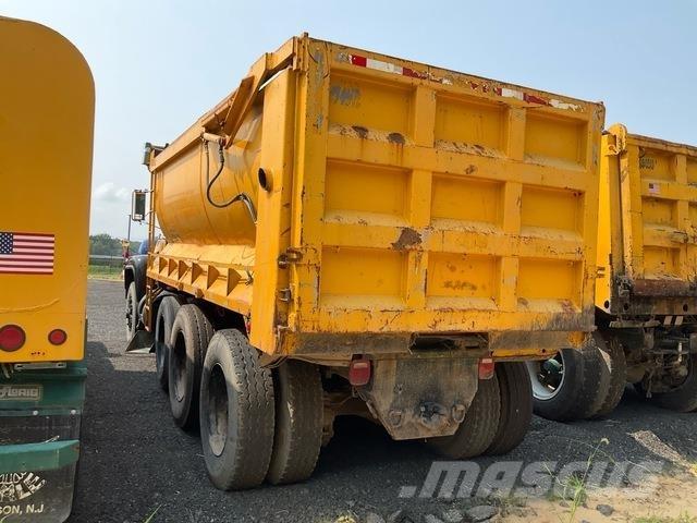 Mack RD686SX Tippbil