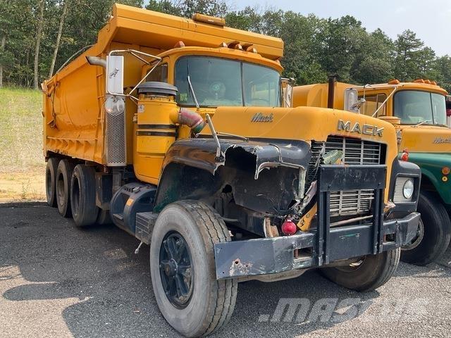 Mack RD686SX Tippbil