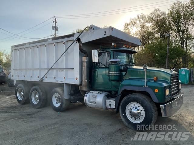 Mack RD688S Tippbil