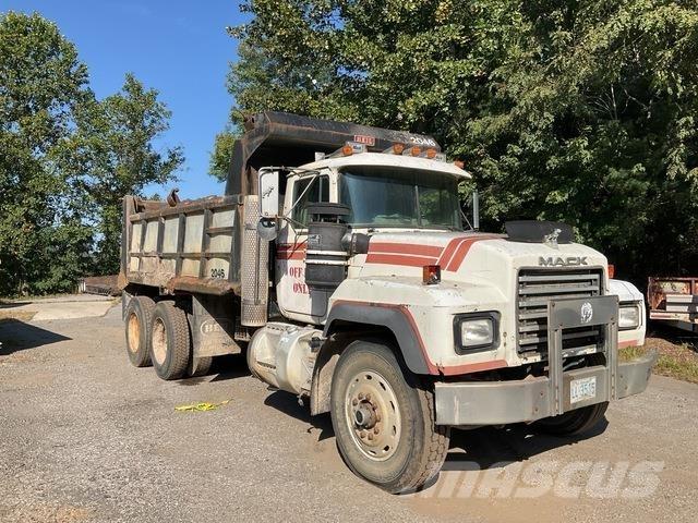 Mack RD688S Tippbil