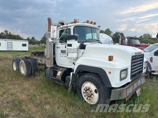 Mack RD688S Trekkvogner