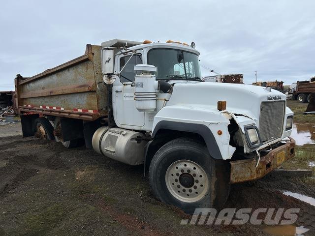 Mack RD688S Tippbil