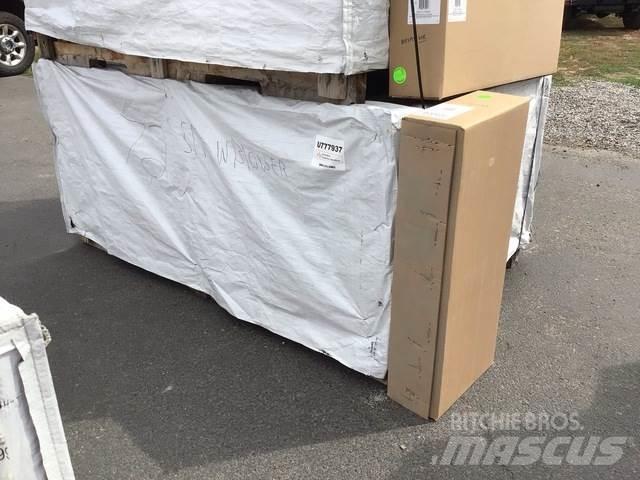 Mahindra  Annet Veiutstyr