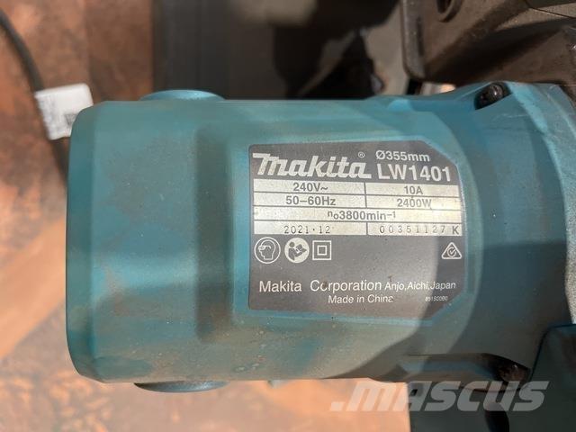 Makita  Motorsager og ryddesager
