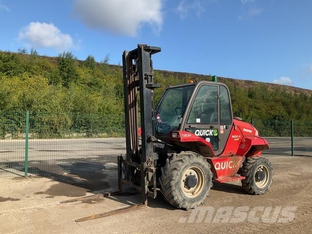 Manitou M26-4 Terrenggående gaffeltruck