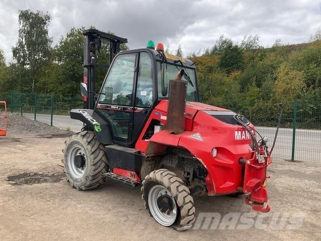 Manitou M30-4 Terrenggående gaffeltruck