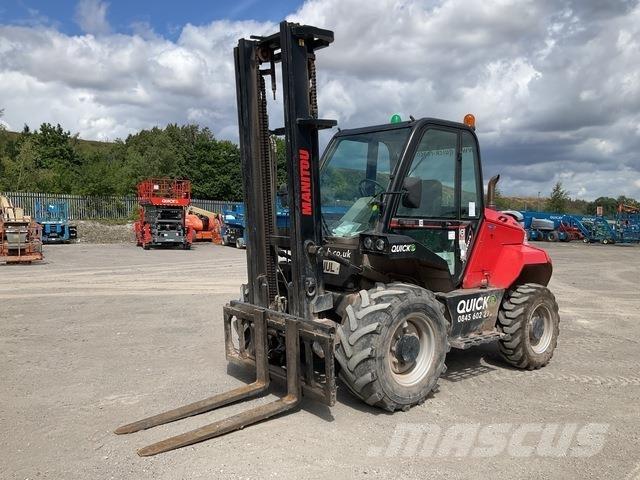 Manitou M30-4 Terrenggående gaffeltruck