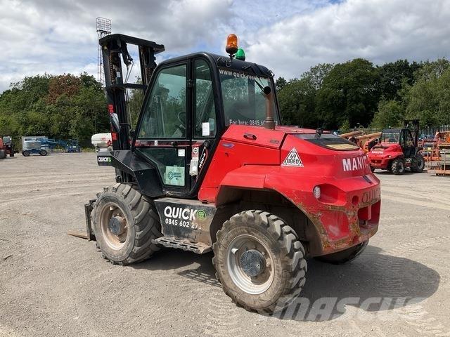 Manitou M30-4 Terrenggående gaffeltruck
