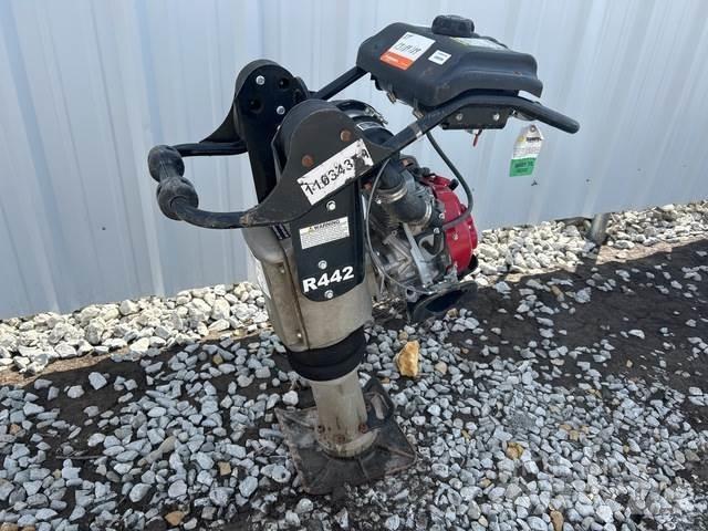 MBW R442 Stampere