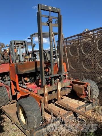 Moffett M5000 Medbringertruck