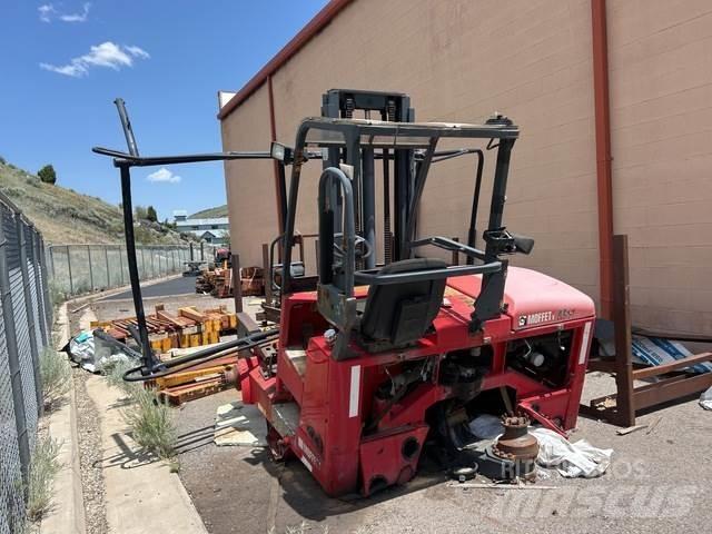 Moffett M55.4 Medbringertruck