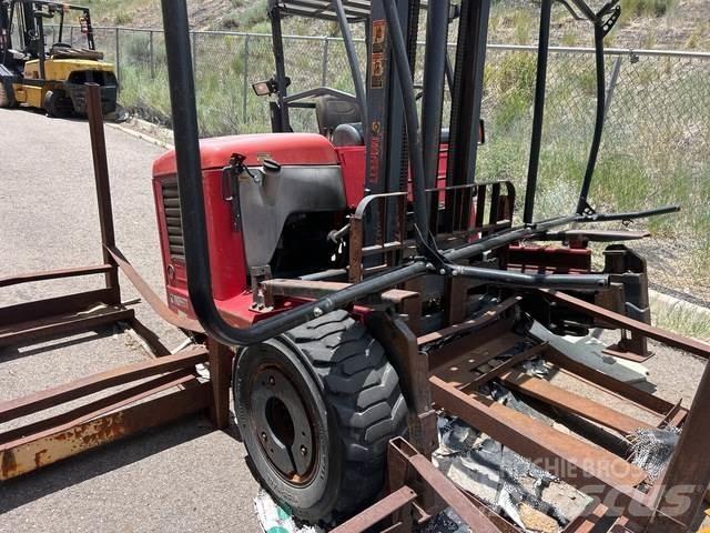 Moffett M55.4 Medbringertruck