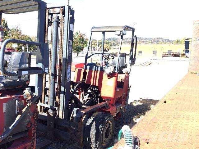 Moffett M55.4 Medbringertruck