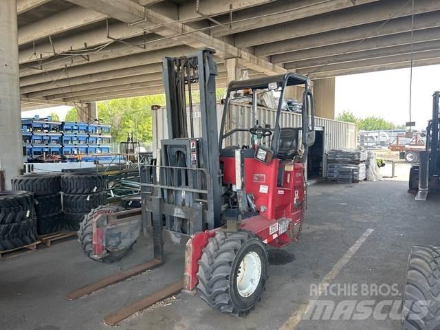 Moffett M55P Medbringertruck