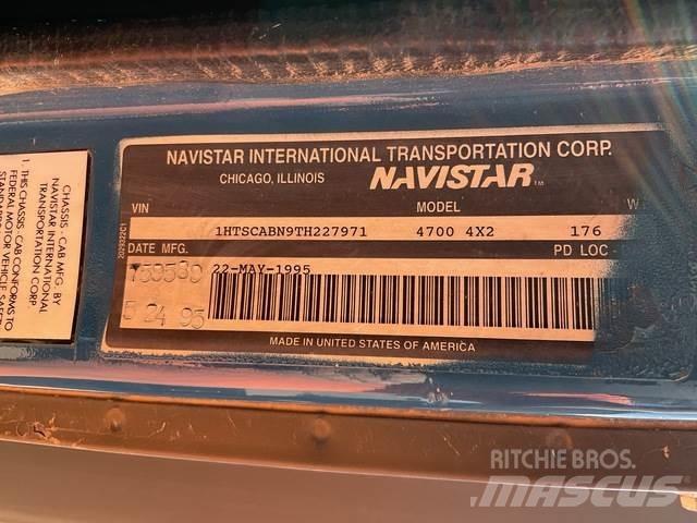 Navistar 4700 Bilmontert lift