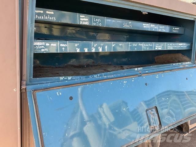 Navistar 4700 Bilmontert lift