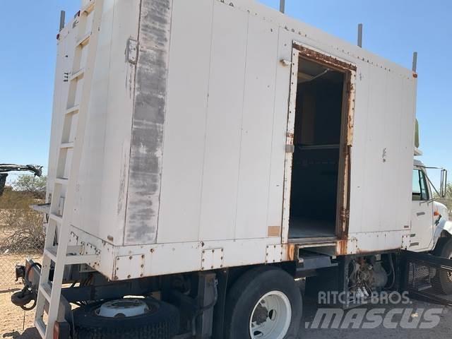 Navistar 4700 Skapbiler
