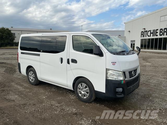 Nissan Caravan Minibusser