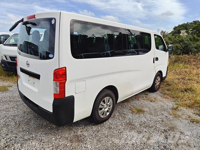 Nissan Caravan Minibusser