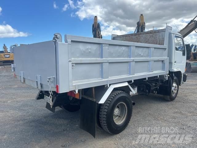 Nissan Condor Tippbil