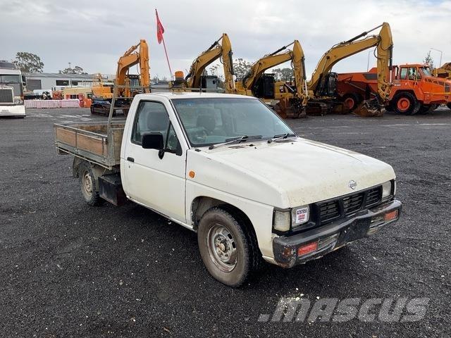 Nissan Navara Pickup/planbiler