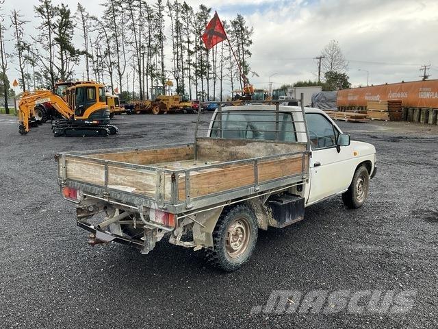 Nissan Navara Pickup/planbiler