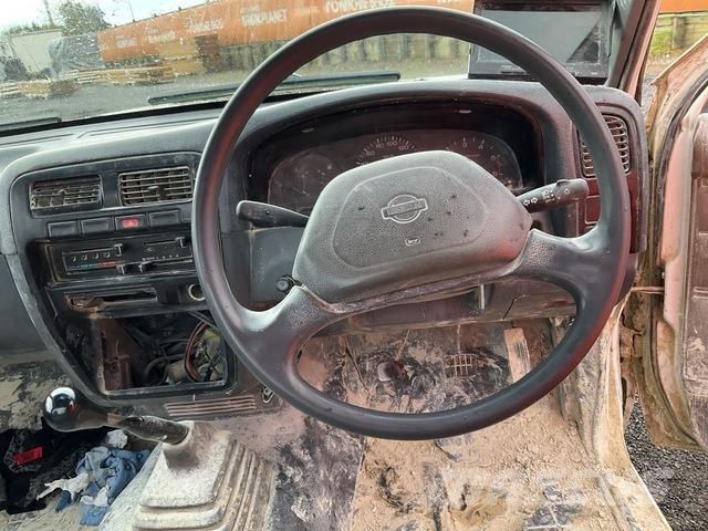 Nissan Navara Pickup/planbiler