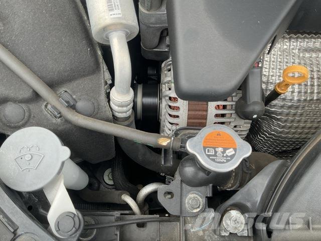 Nissan TEANA Personbiler