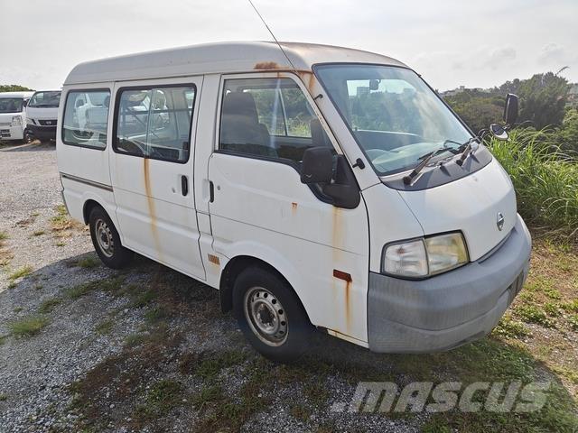 Nissan VANETTE Minibusser