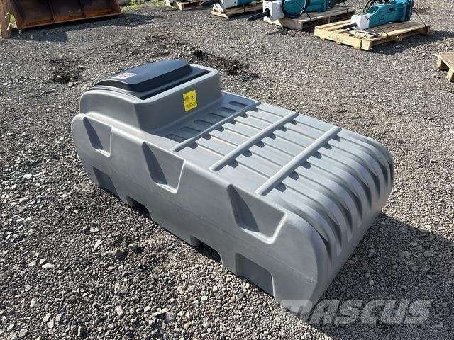  Olsen DD500 Drivstoff og additiv tanker
