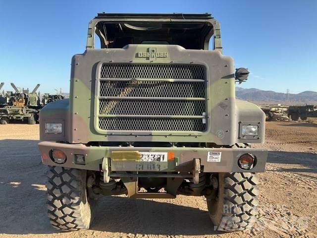 Oshkosh AMK29 Tippbil