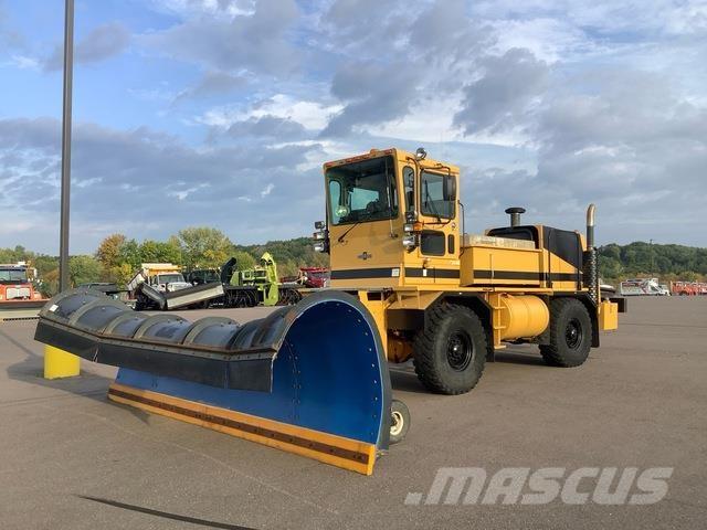 Oshkosh H2718 Snøploger- og skjær