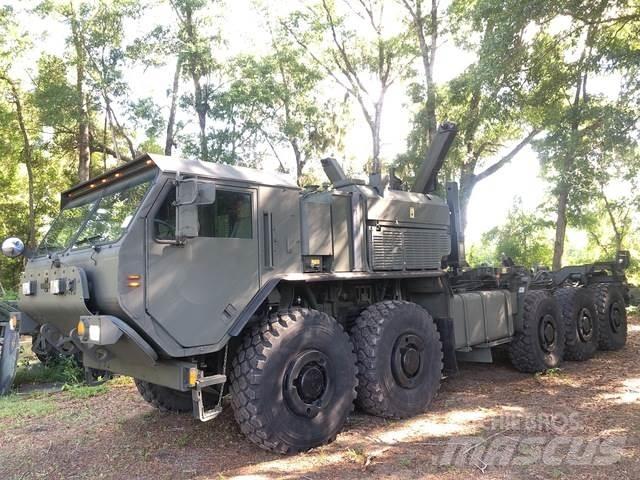 Oshkosh LVSR Andre lastebiler