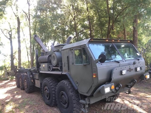 Oshkosh LVSR Andre lastebiler