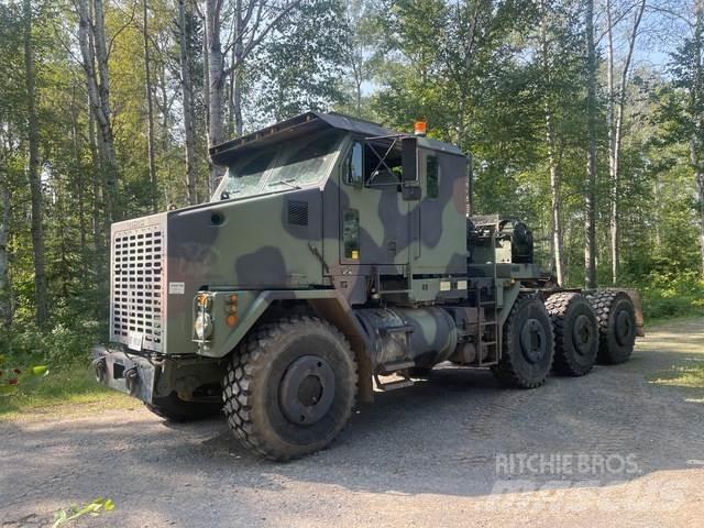 Oshkosh M1070 Trekkvogner