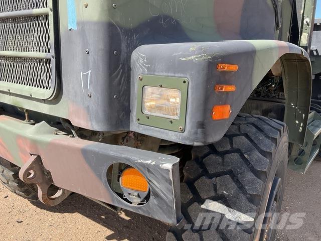 Oshkosh MTVR Skapbiler